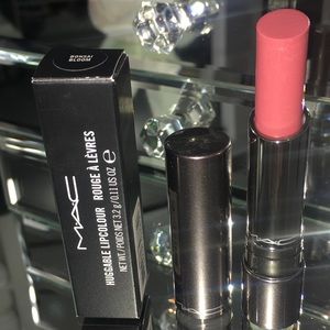 MAC Huggable Lipstick